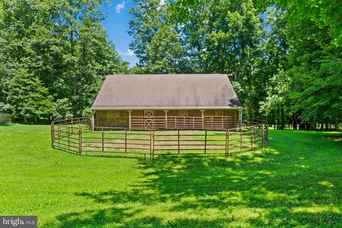 2597 Braddock Road photo 31