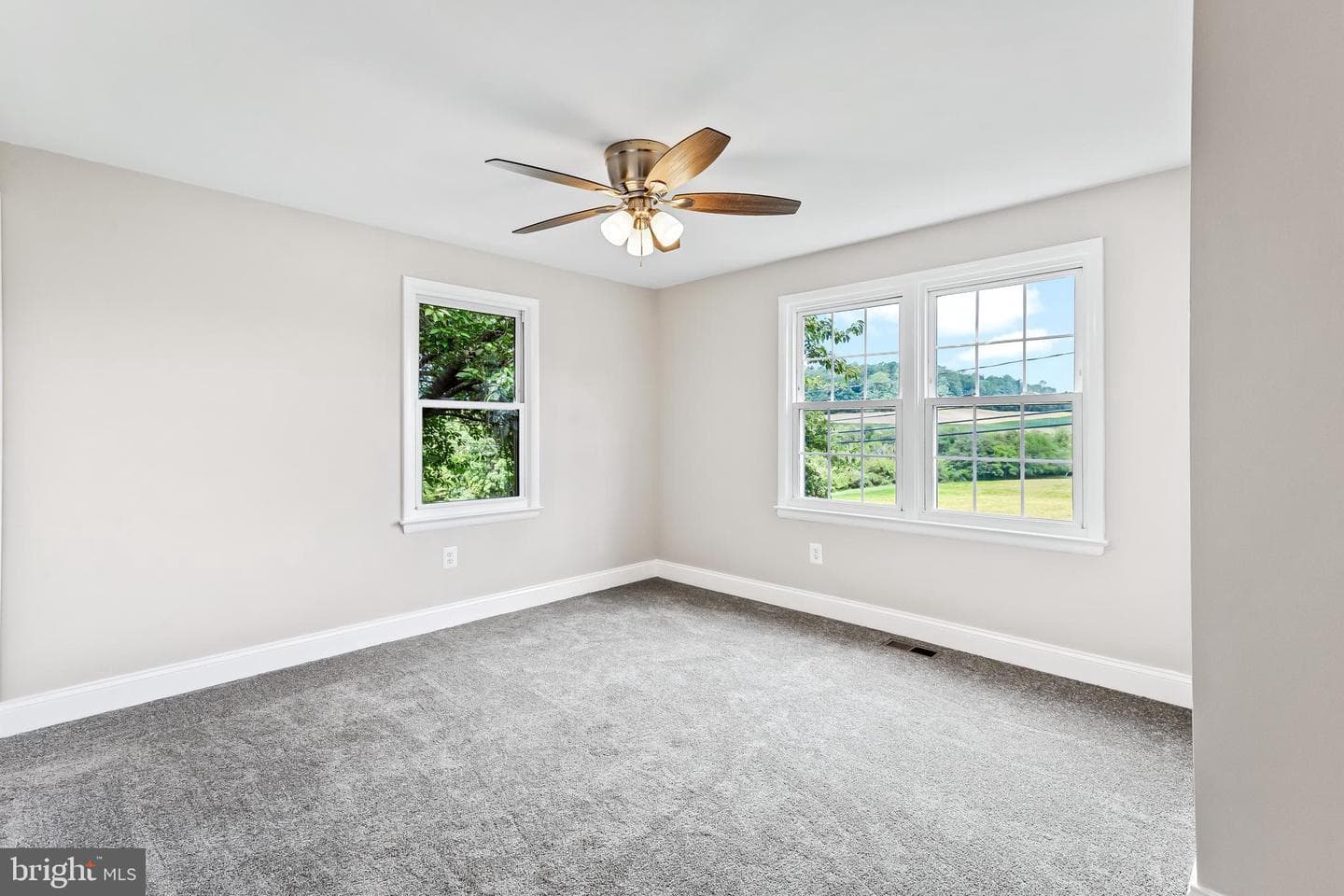 105 Warfieldsburg Road photo 10