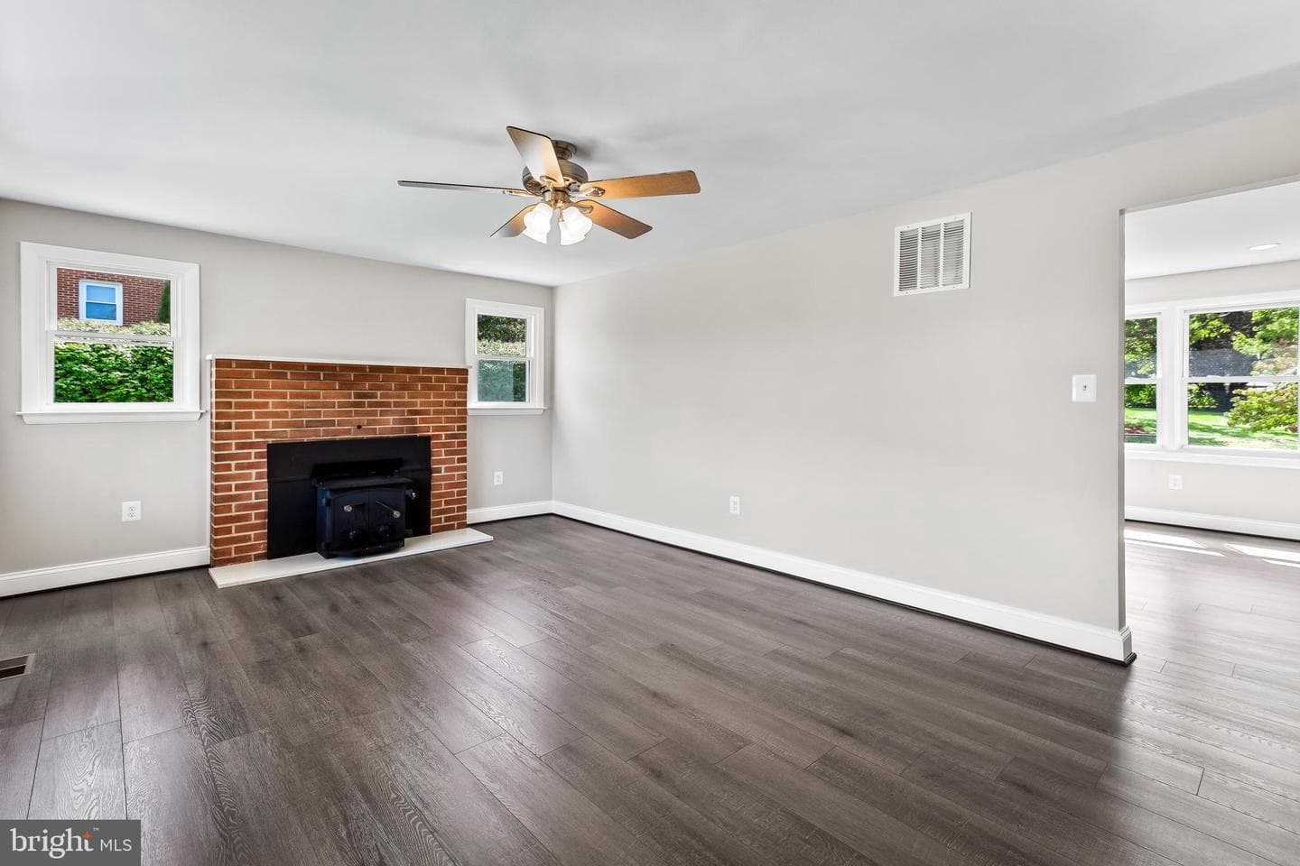 105 Warfieldsburg Road photo 4