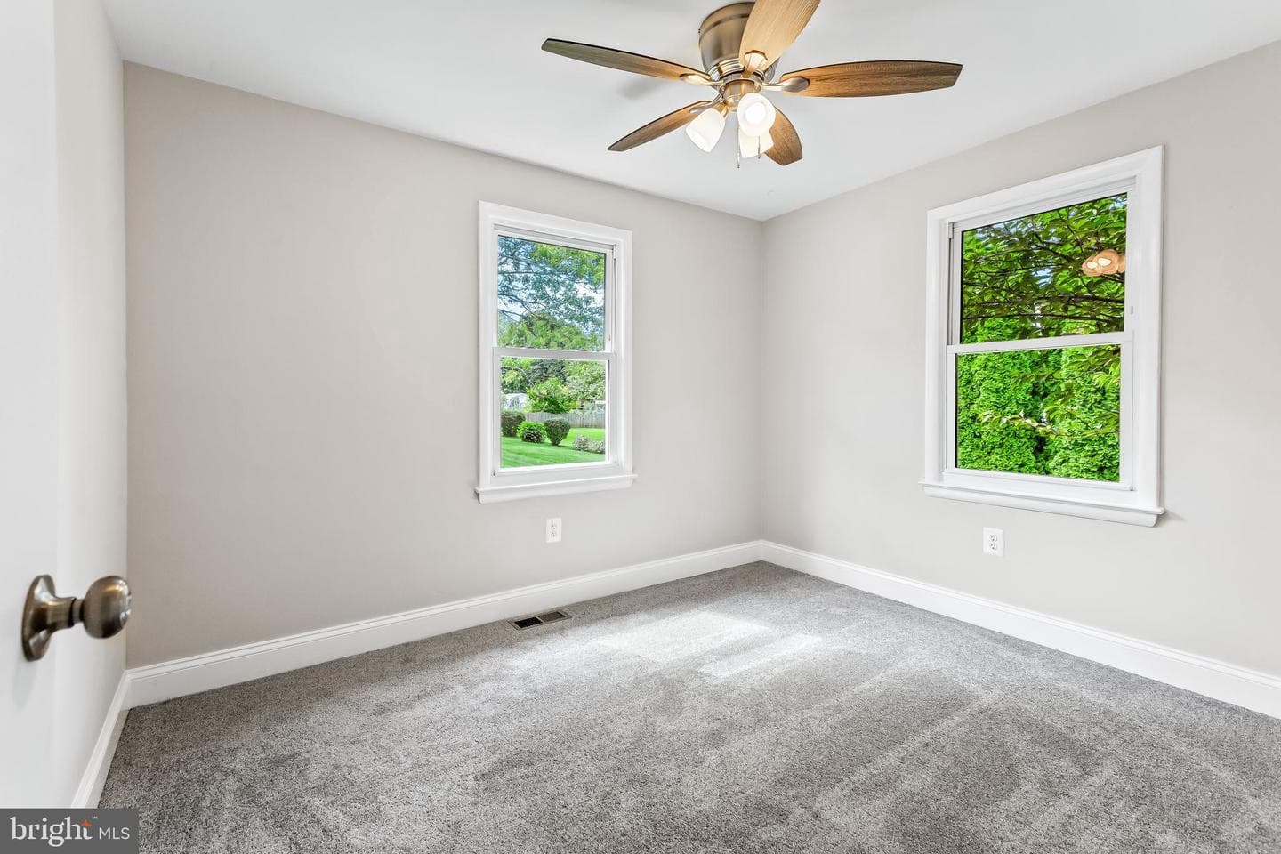 105 Warfieldsburg Road photo 9