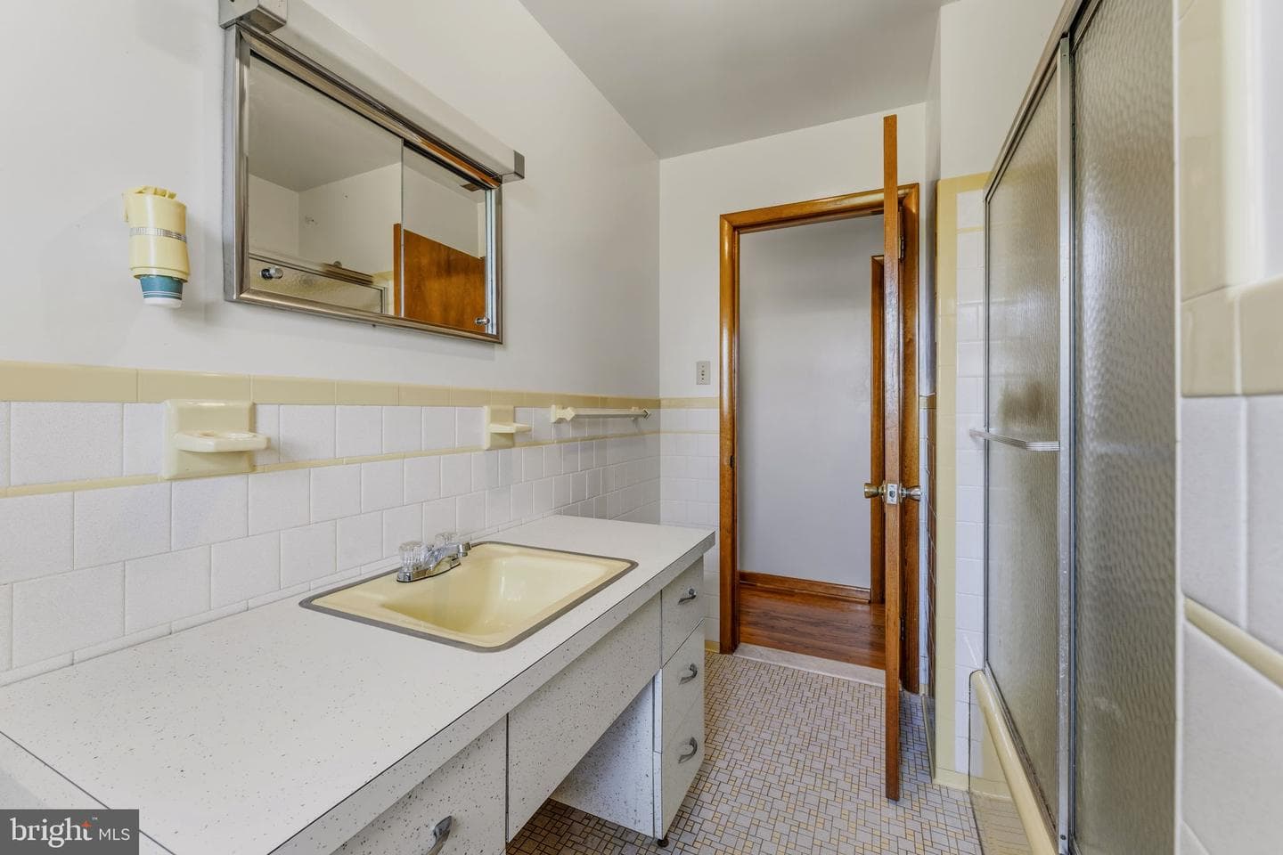 5049 Braddock Road photo 28