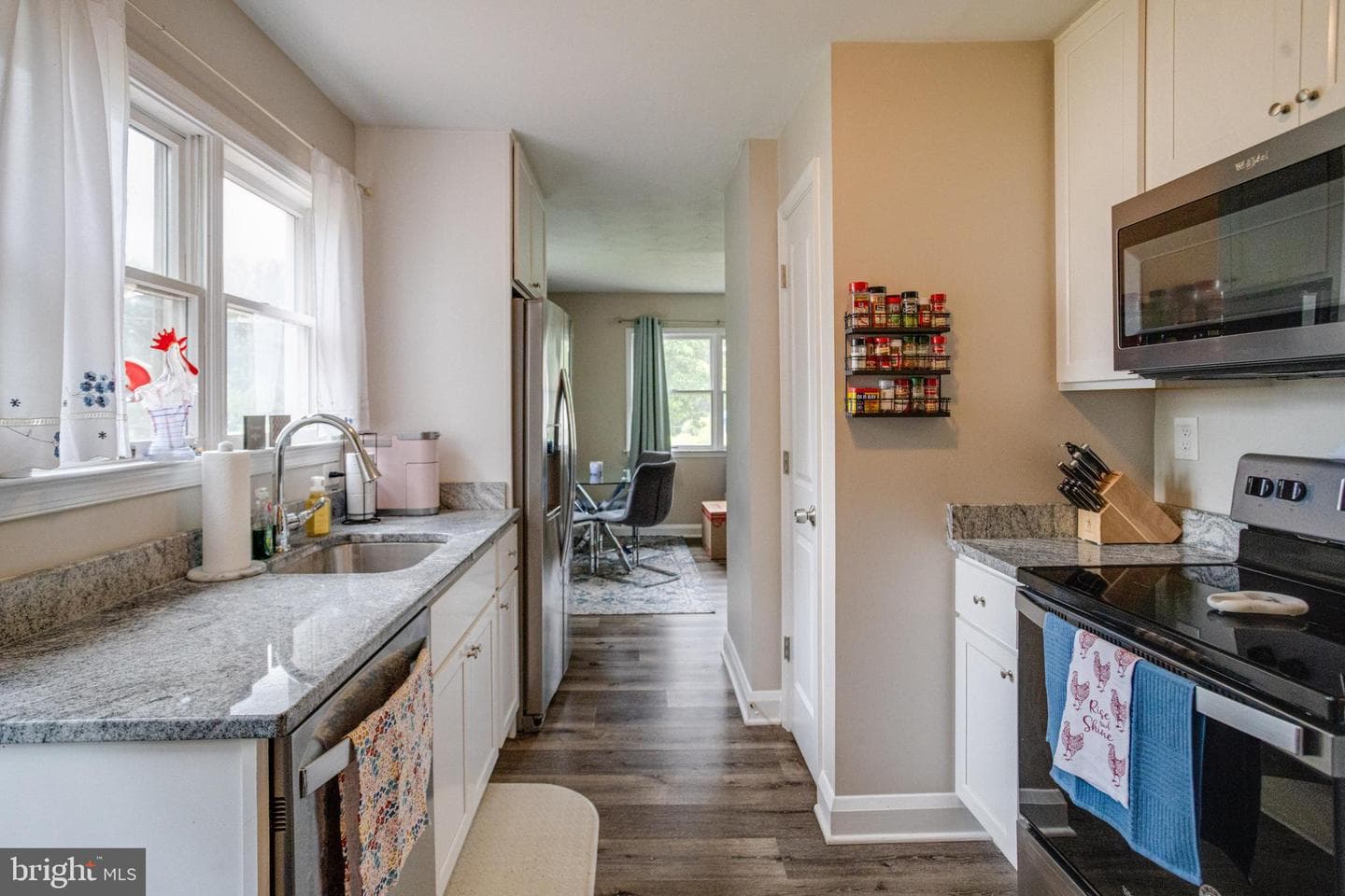 2552 Arthur Avenue photo 19