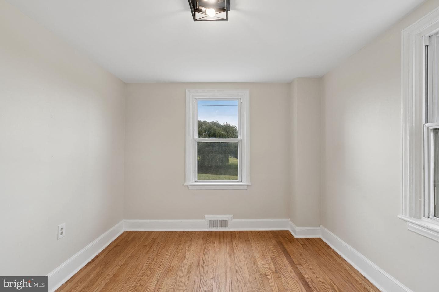 155 Liberty Road photo 30