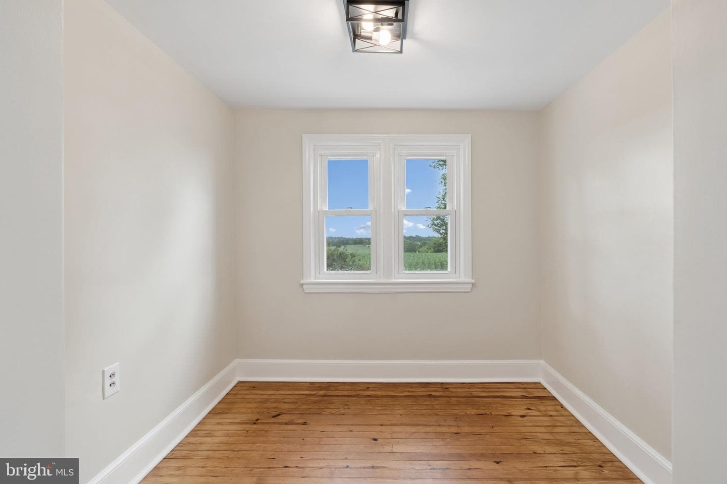 155 Liberty Road photo 34