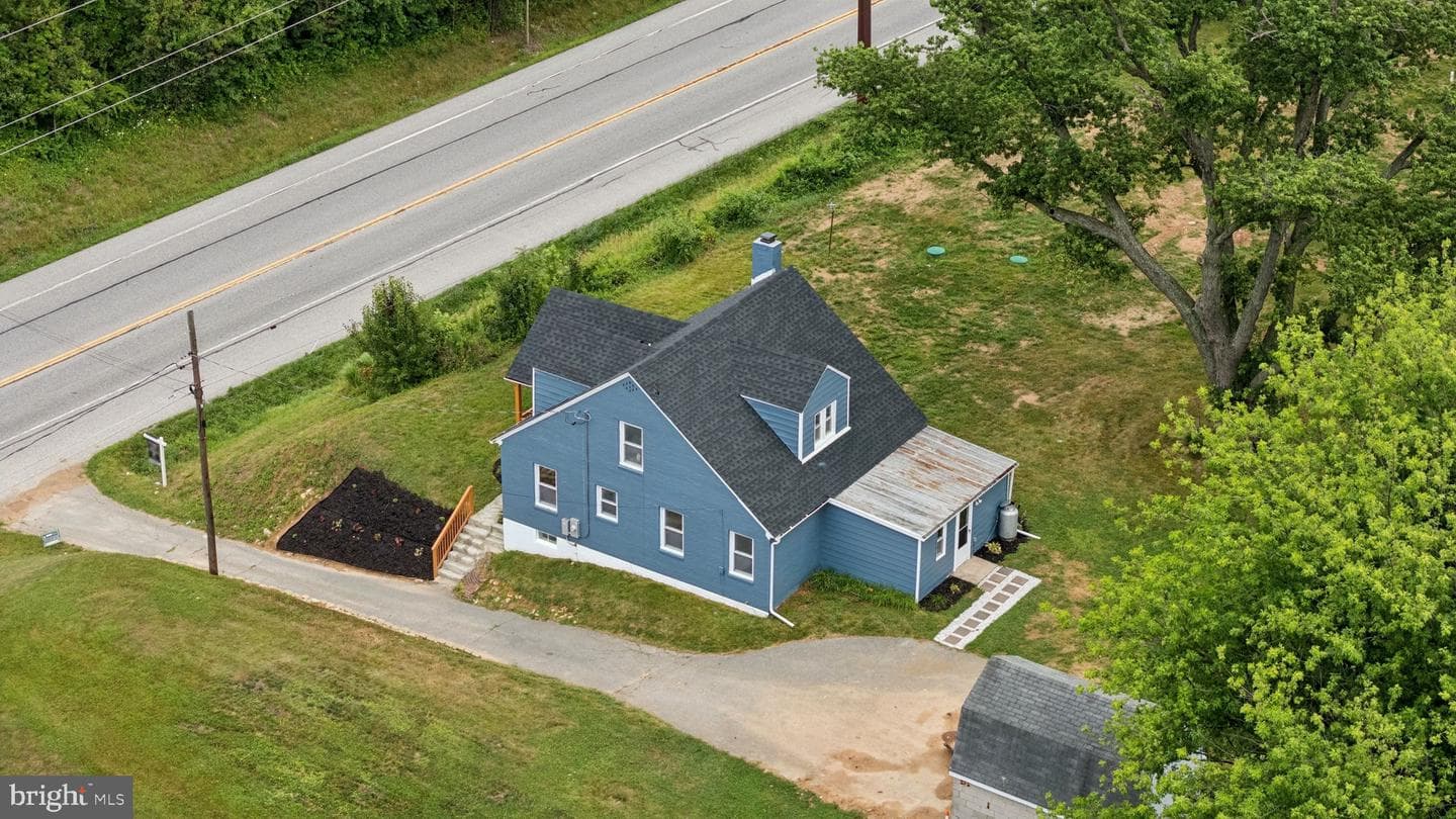 155 Liberty Road photo 6