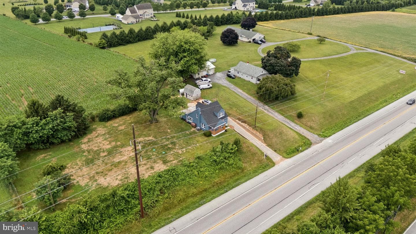 155 Liberty Road photo 9