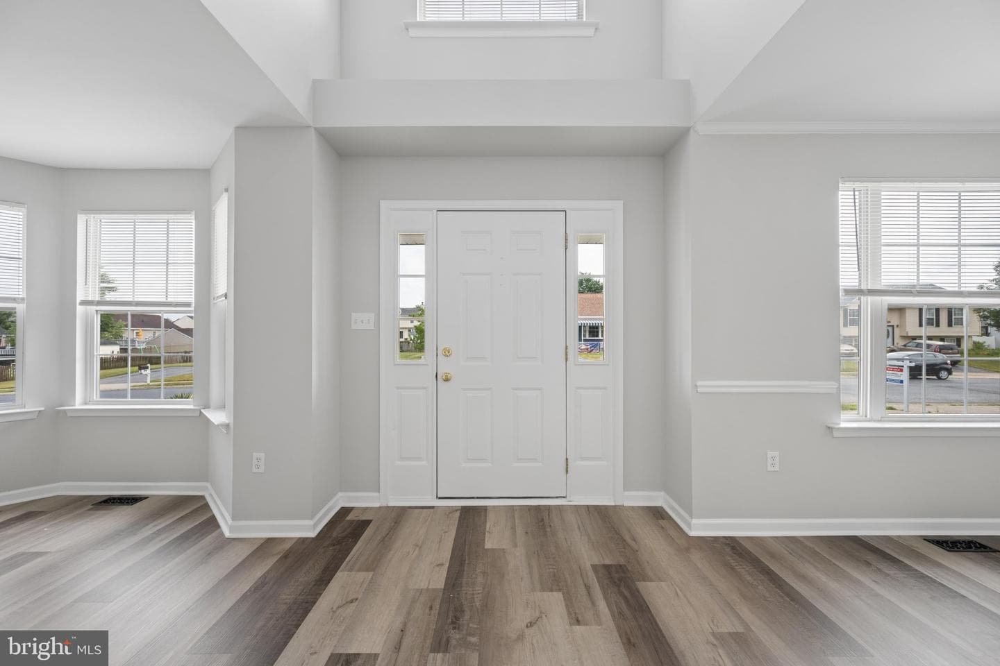 207 Bentley Street photo 4