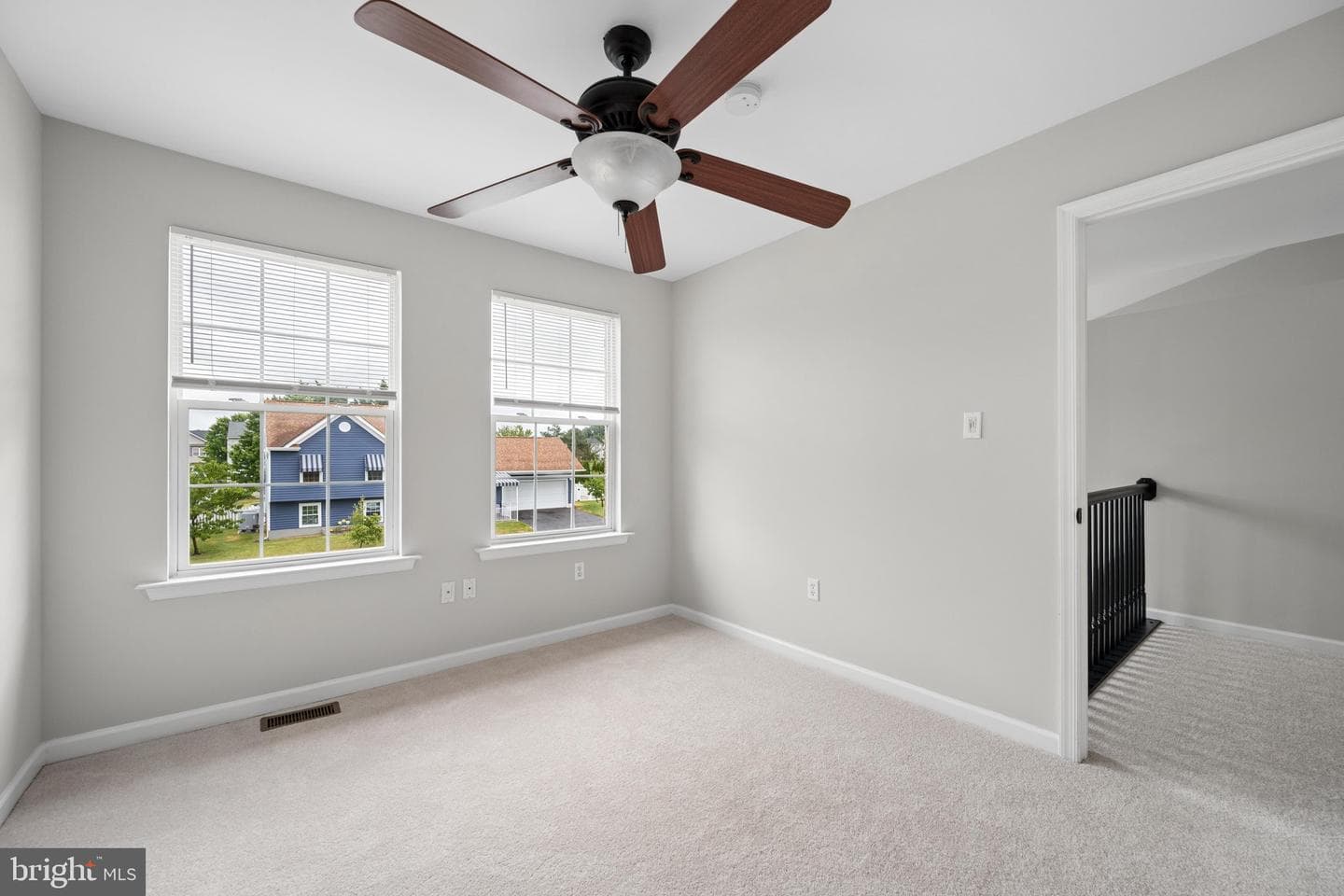 207 Bentley Street photo 51