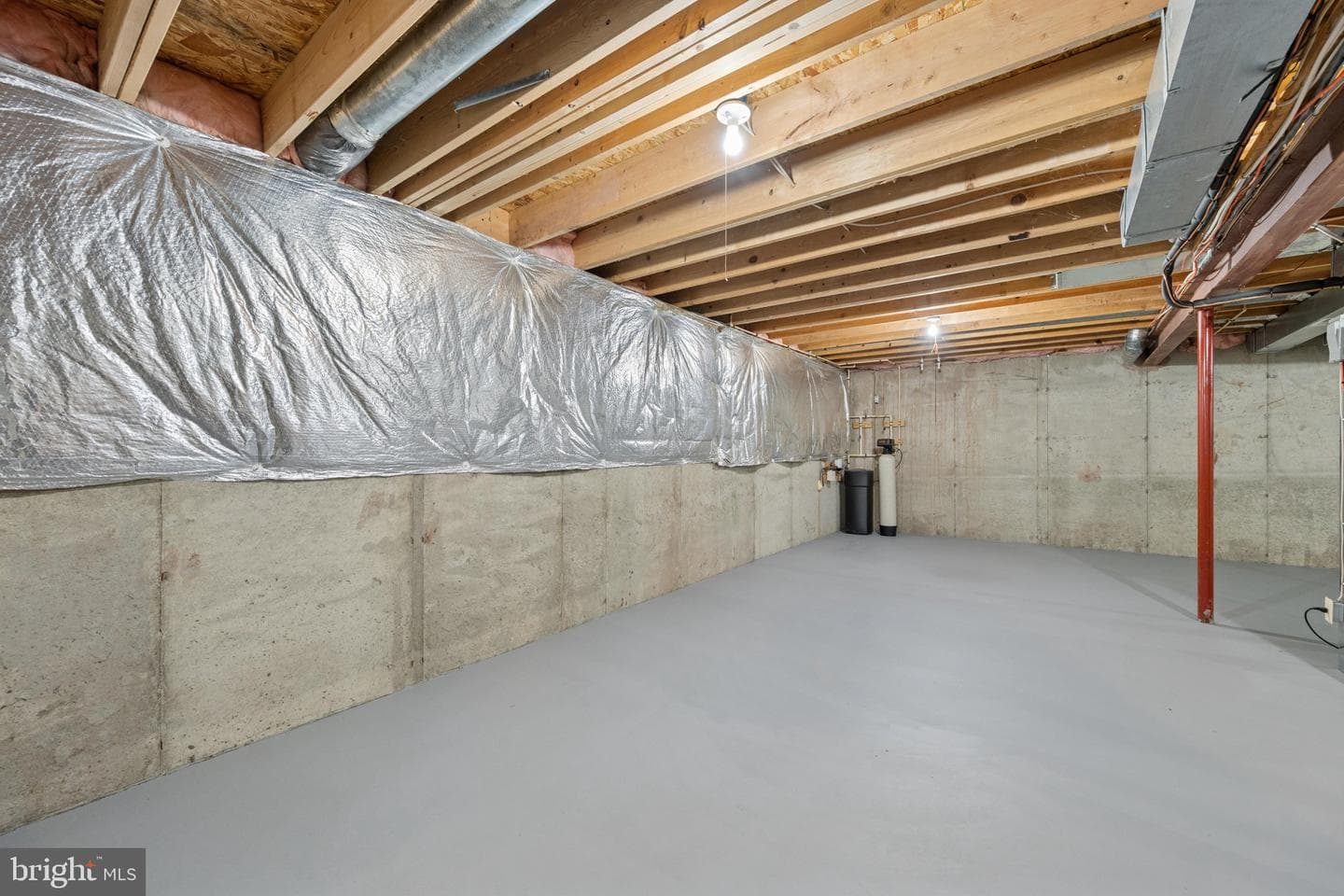 207 Bentley Street photo 57