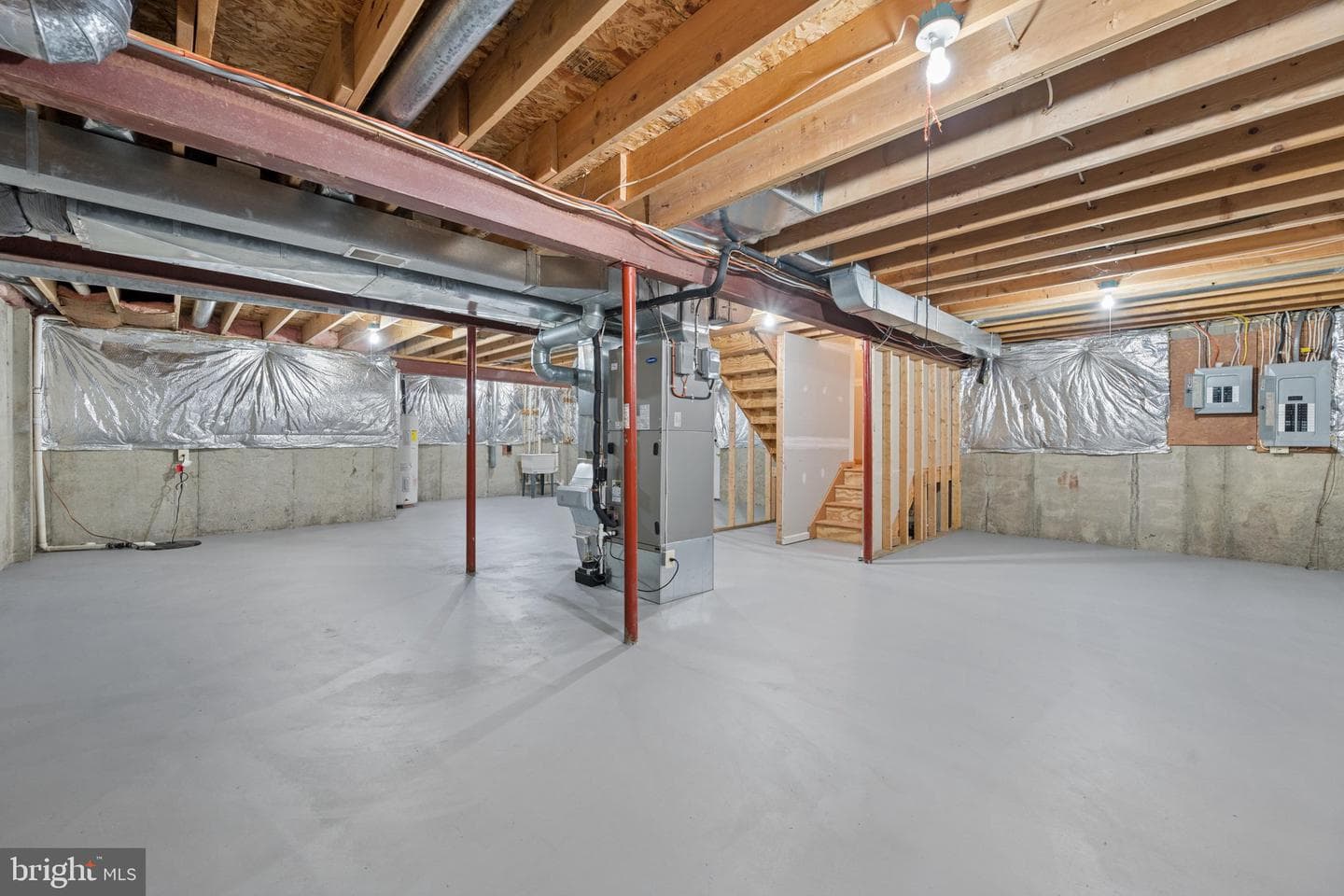 207 Bentley Street photo 59