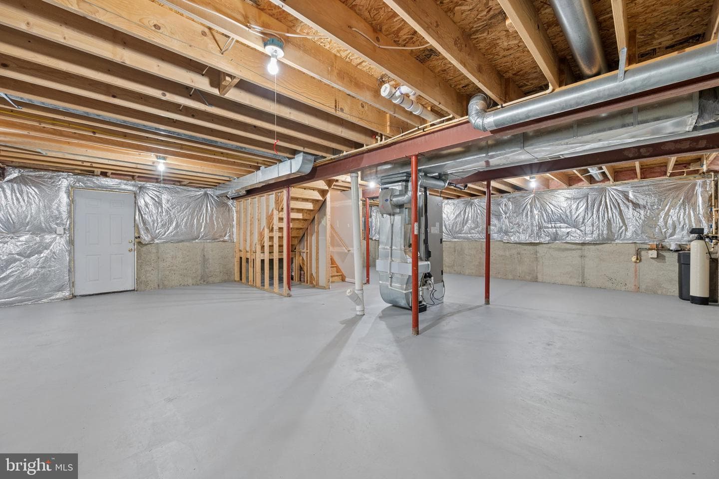 207 Bentley Street photo 61