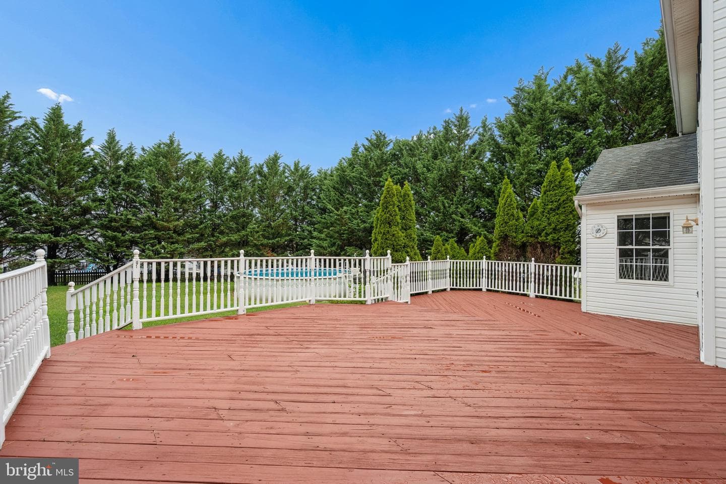 207 Bentley Street photo 69
