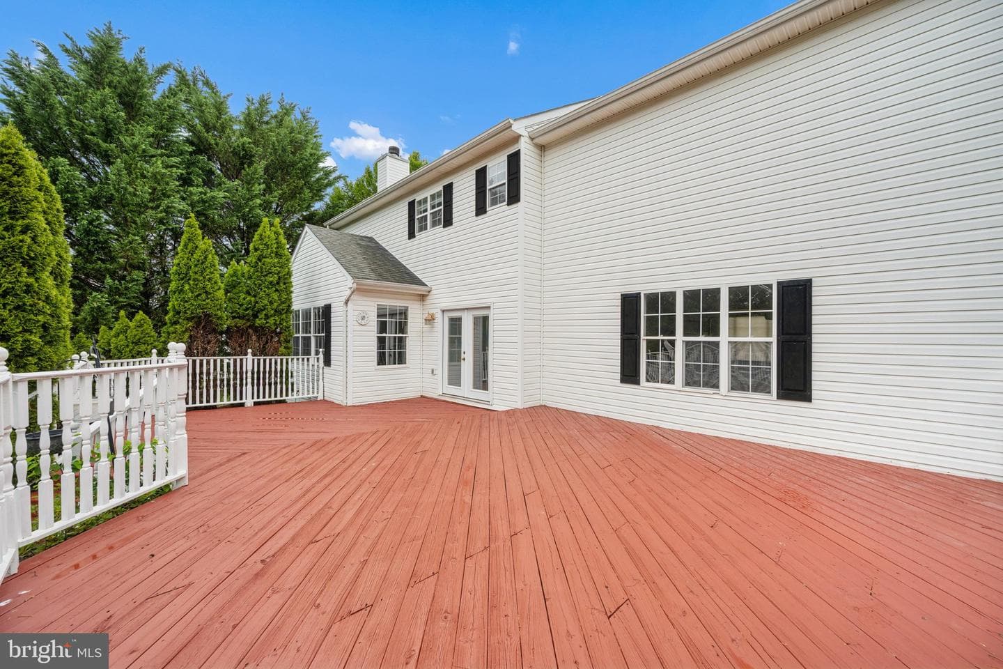 207 Bentley Street photo 70