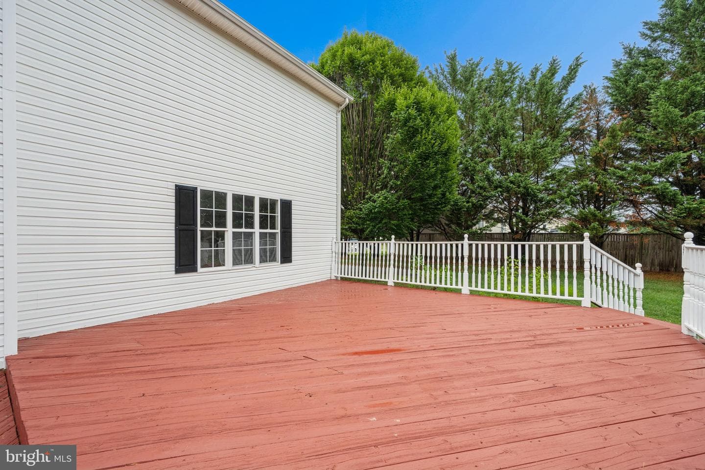 207 Bentley Street photo 71