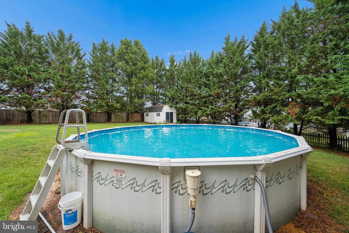 207 Bentley Street photo 75