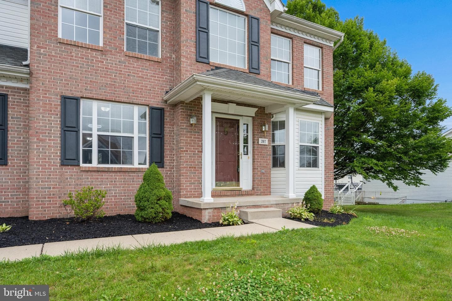 207 Bentley Street photo 83