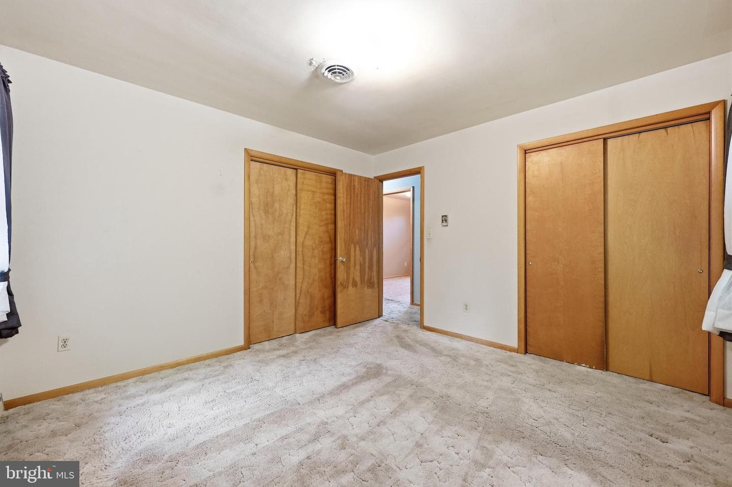 1812 W Liberty Road photo 21