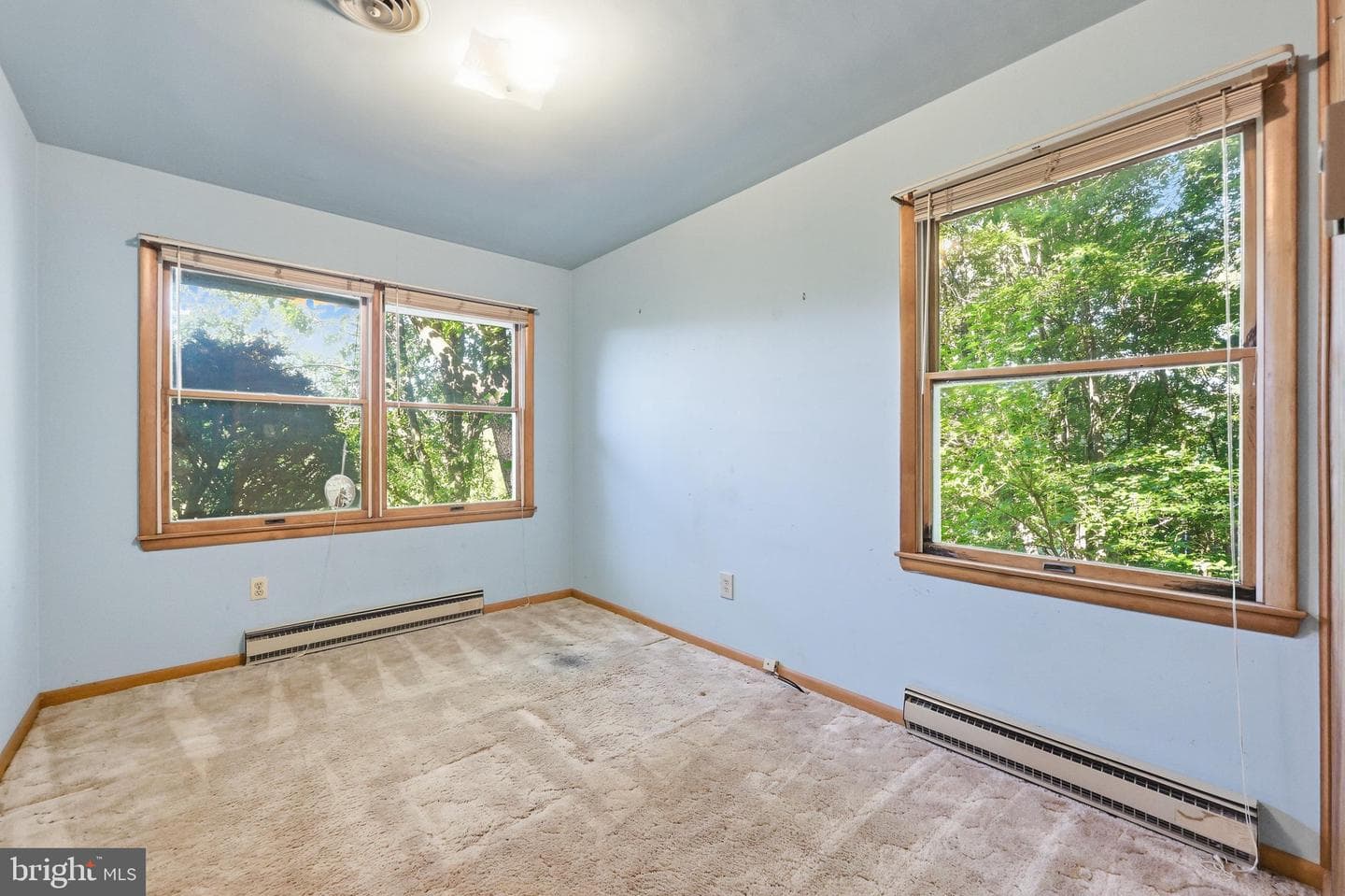 1812 W Liberty Road photo 27