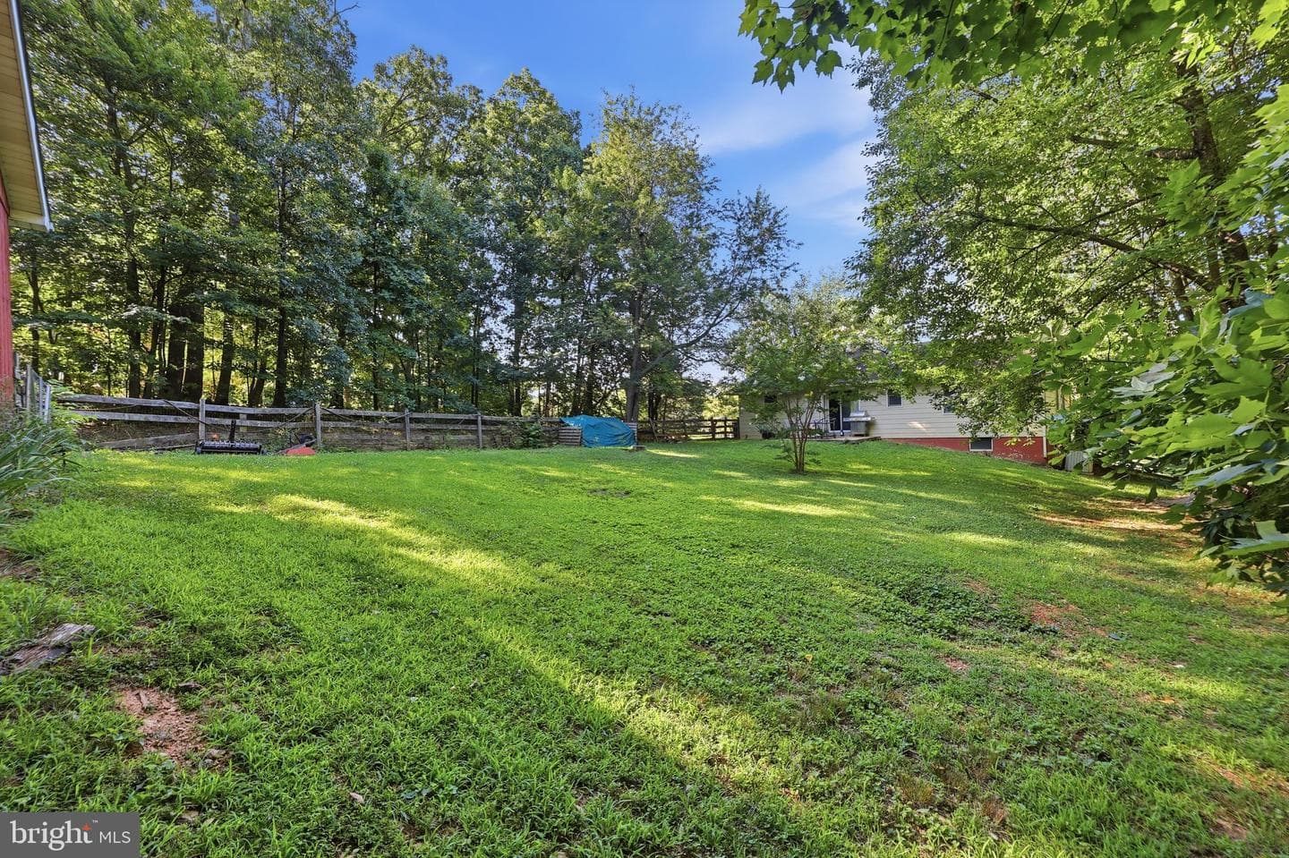 1812 W Liberty Road photo 47