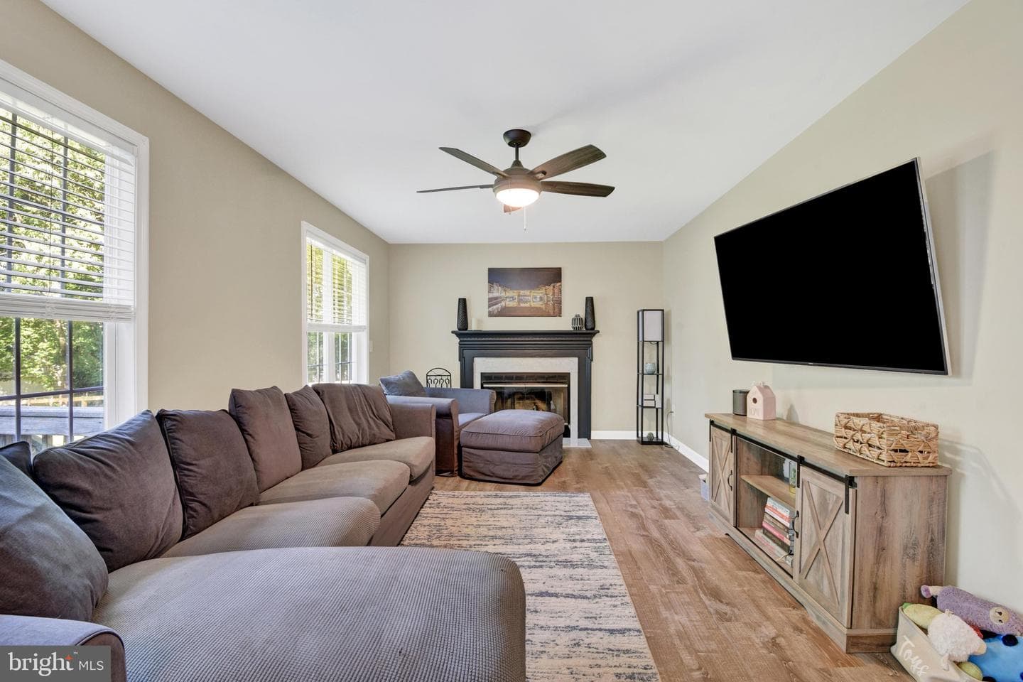 4698 Egg Hill Drive photo 8