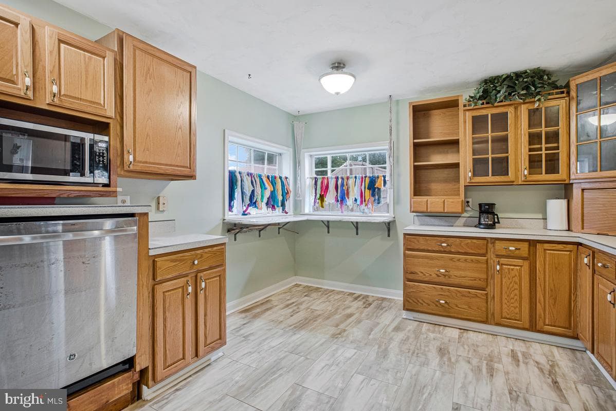 315 College Avenue photo 13