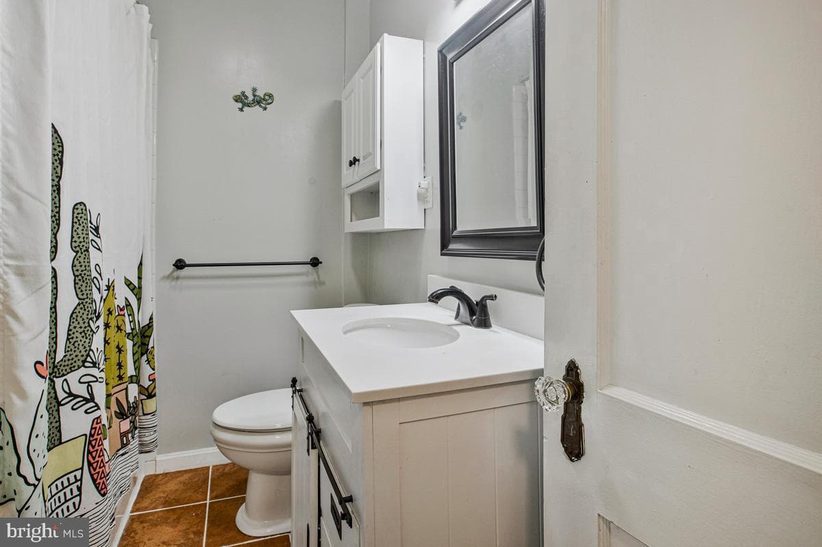 315 College Avenue photo 15