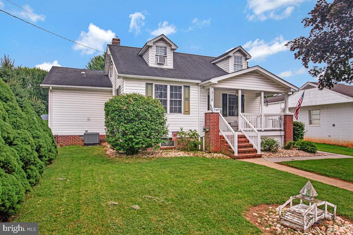 315 College Avenue photo 30