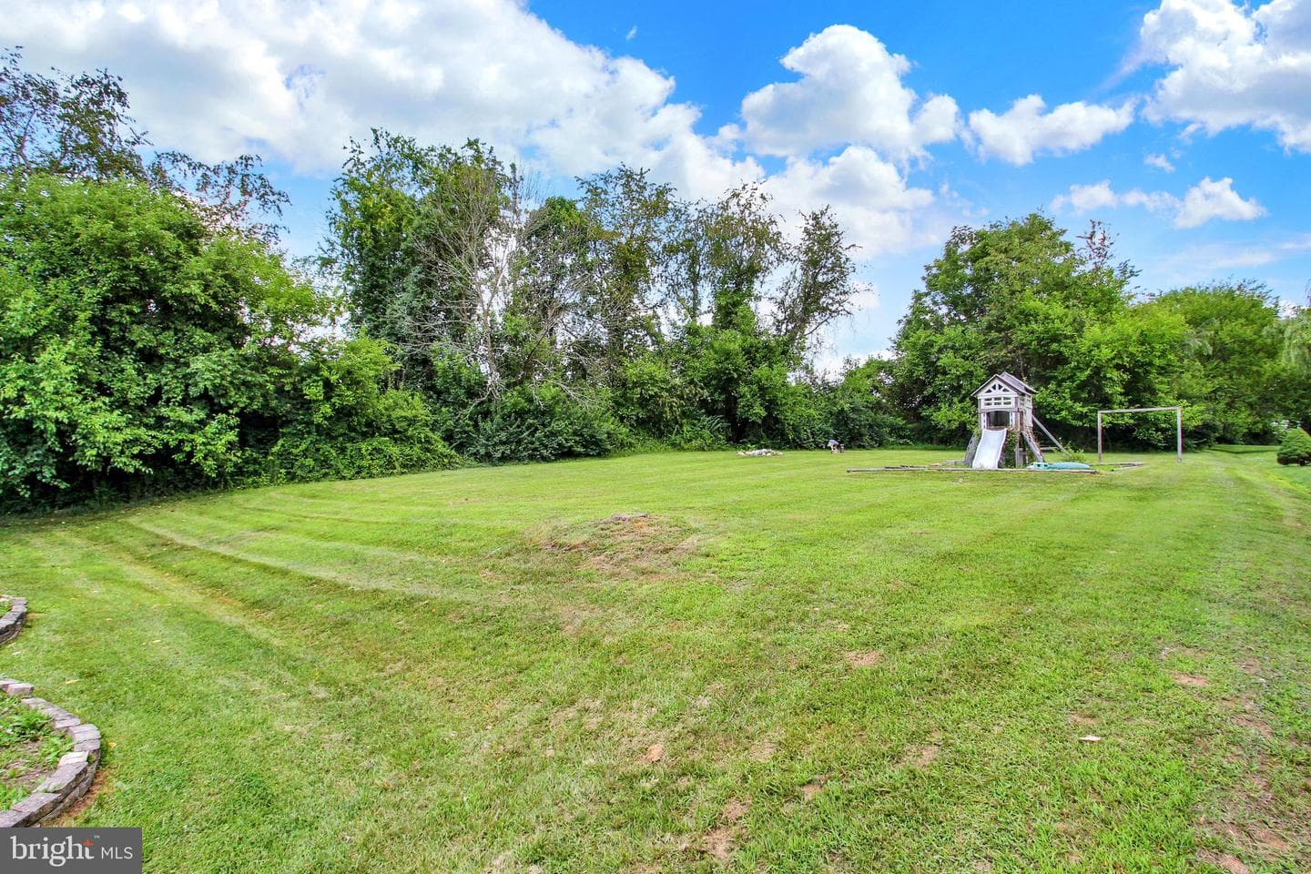 4724 Trail Court photo 37
