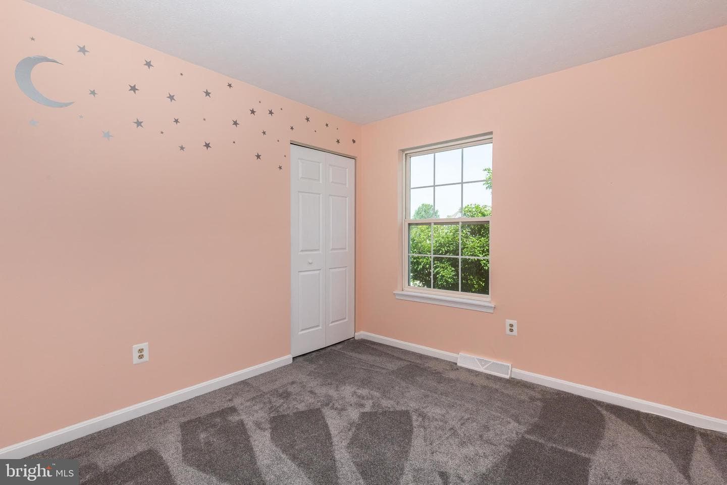 191 Fissure Court photo 25