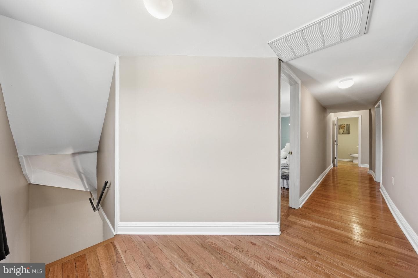 113 S Lightner Street photo 20