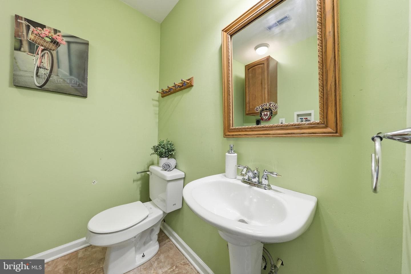113 S Lightner Street photo 34
