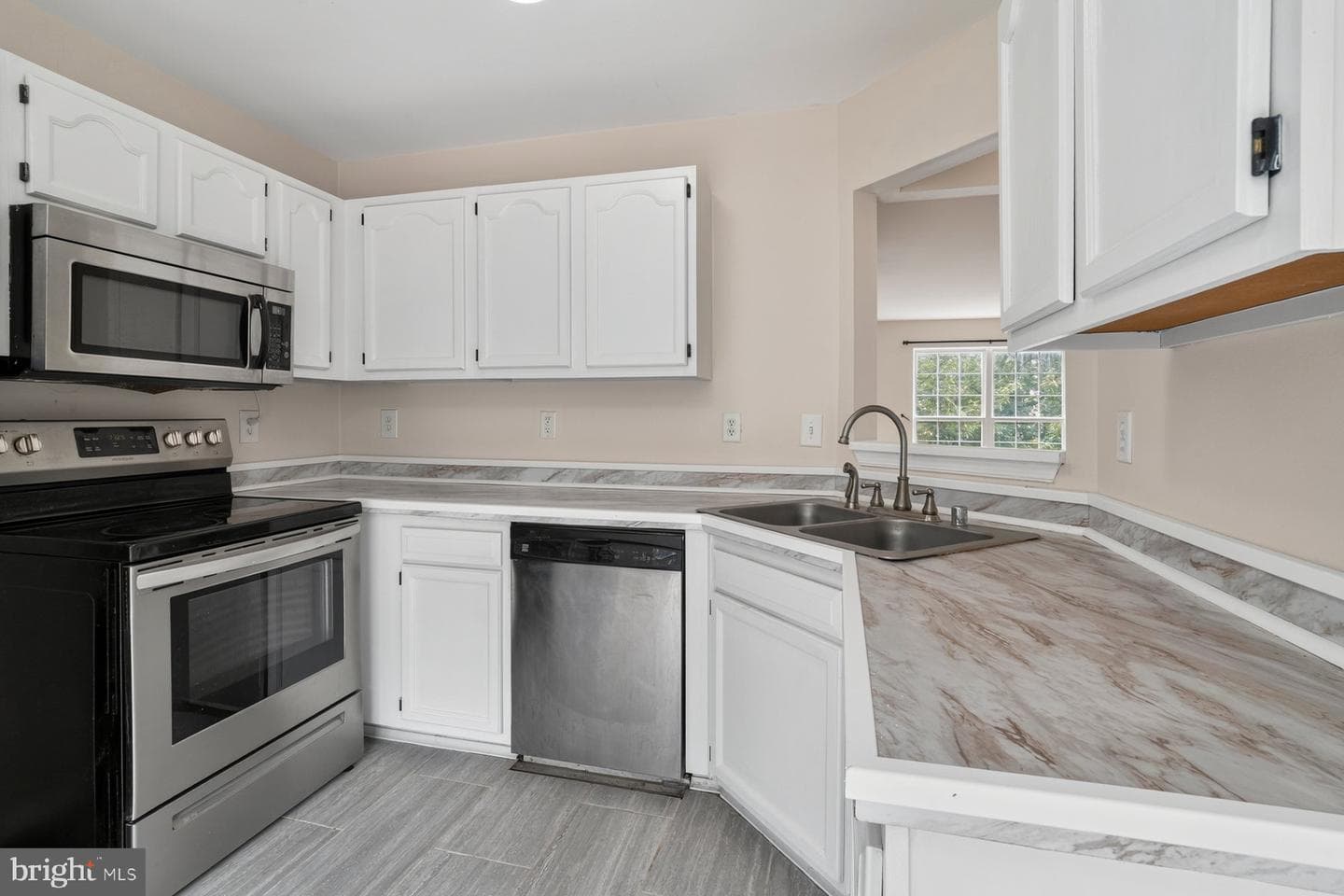 72 Sable Court photo 10
