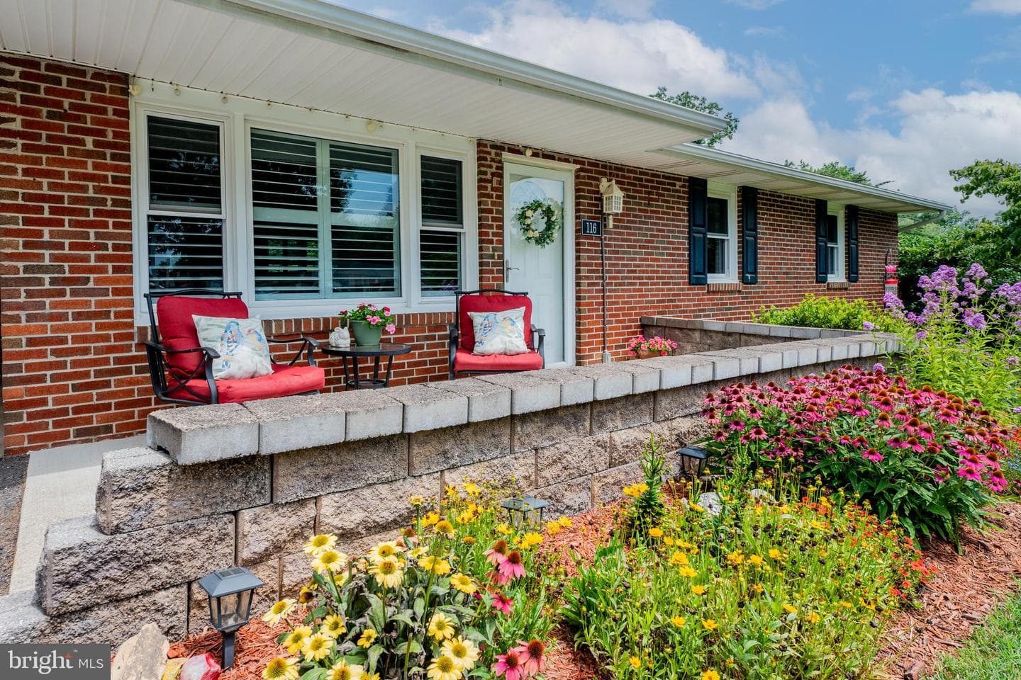 116 Taft Terrace photo 4