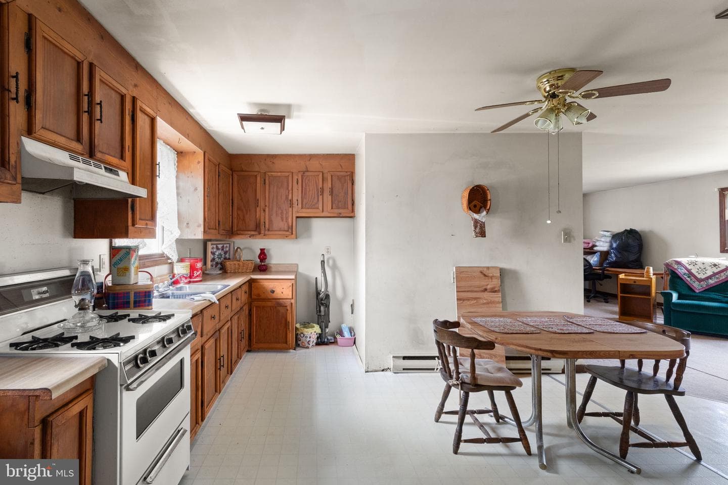 4715 Maple Grove Road photo 18