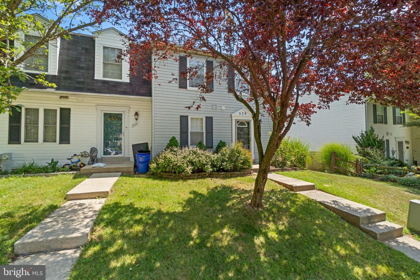 539 Congressional Drive photo 2