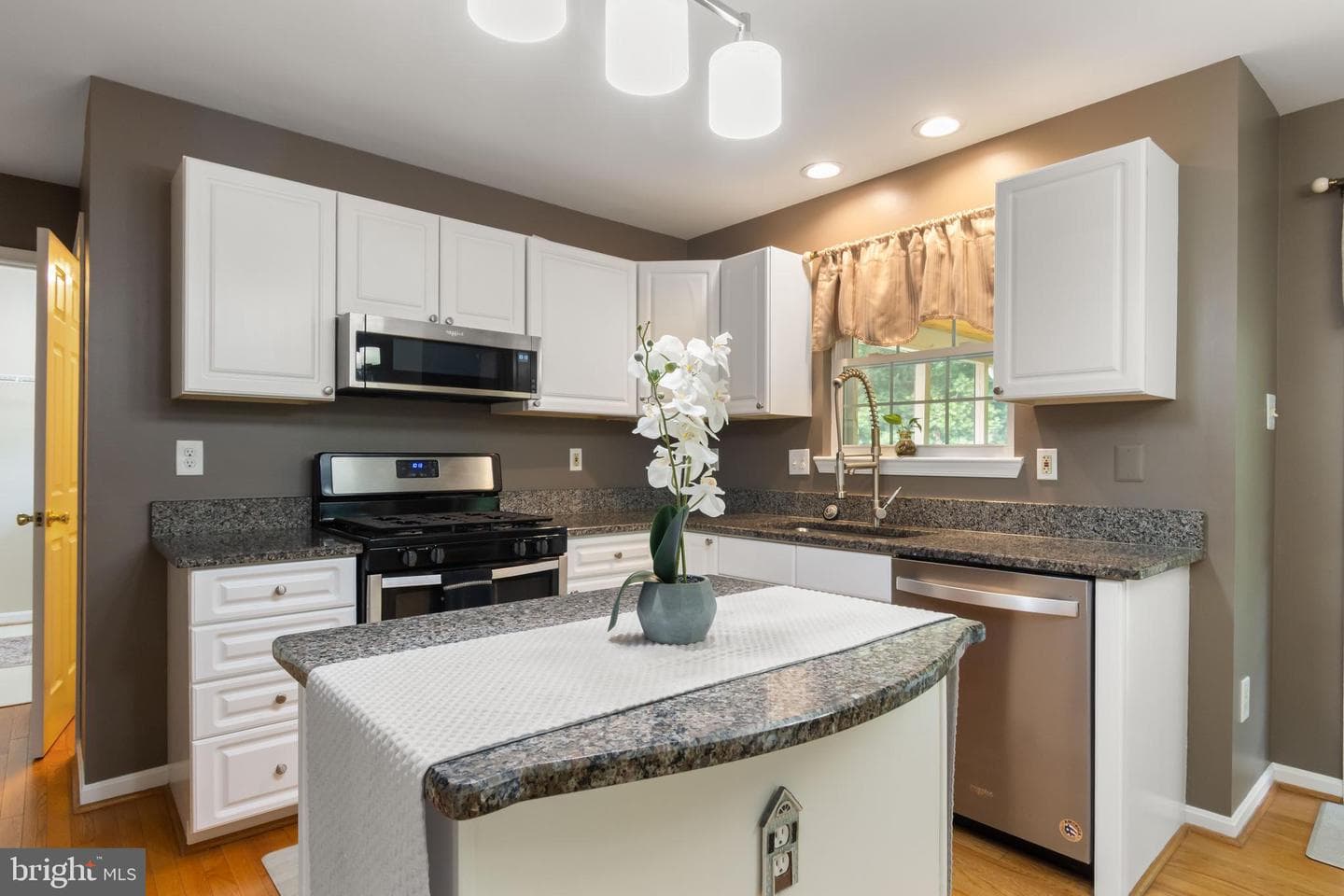 7424 Brandenburg Circle photo 11