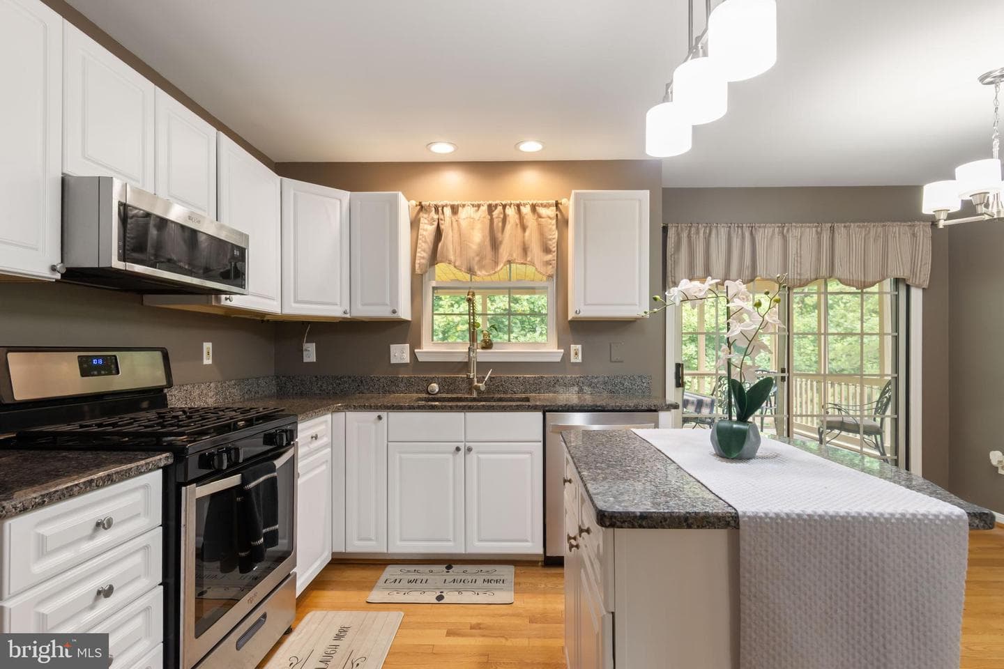 7424 Brandenburg Circle photo 12