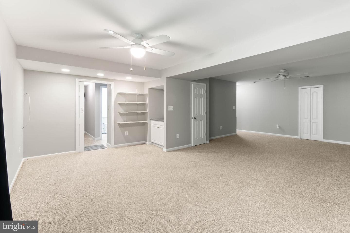 7424 Brandenburg Circle photo 32