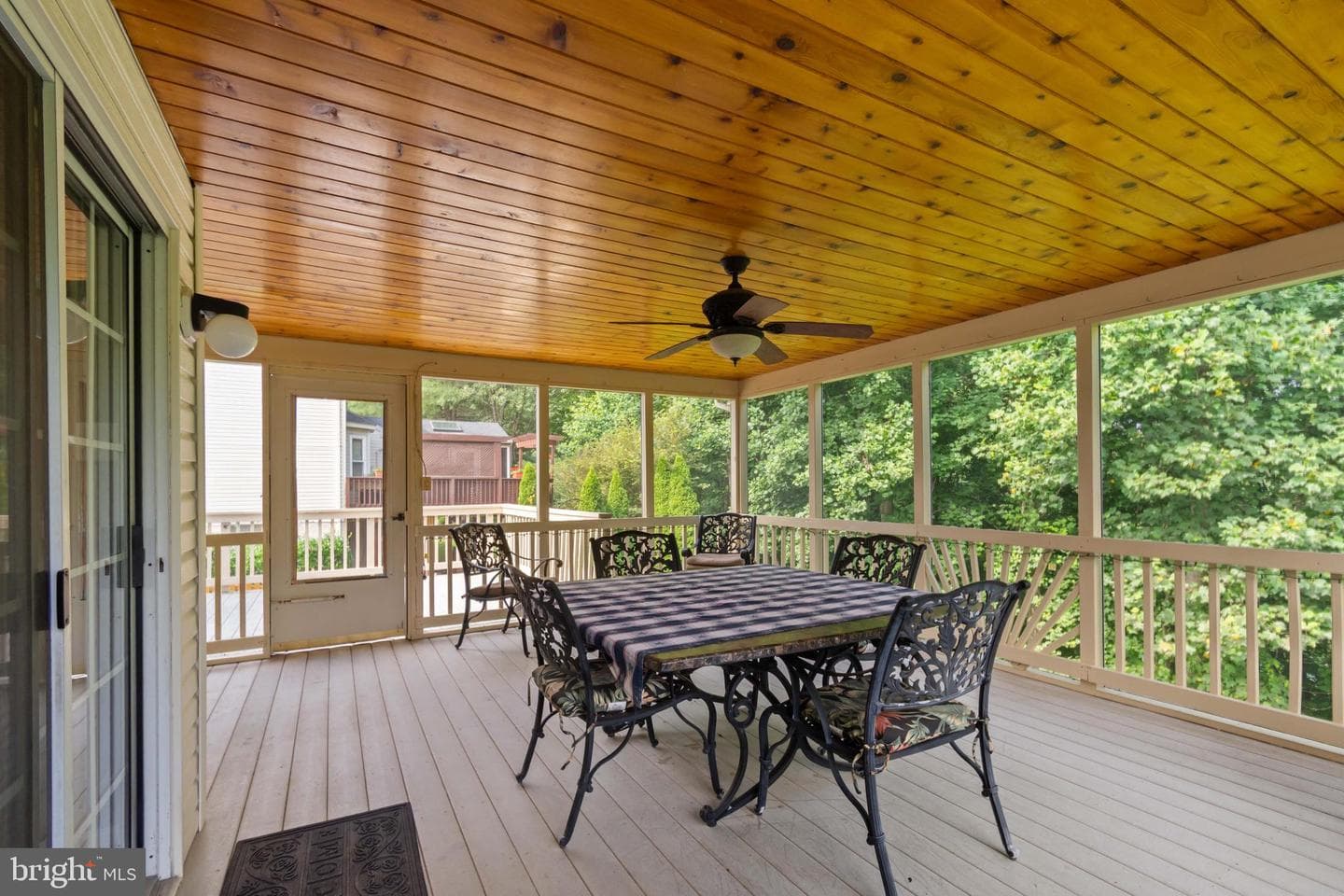 7424 Brandenburg Circle photo 44