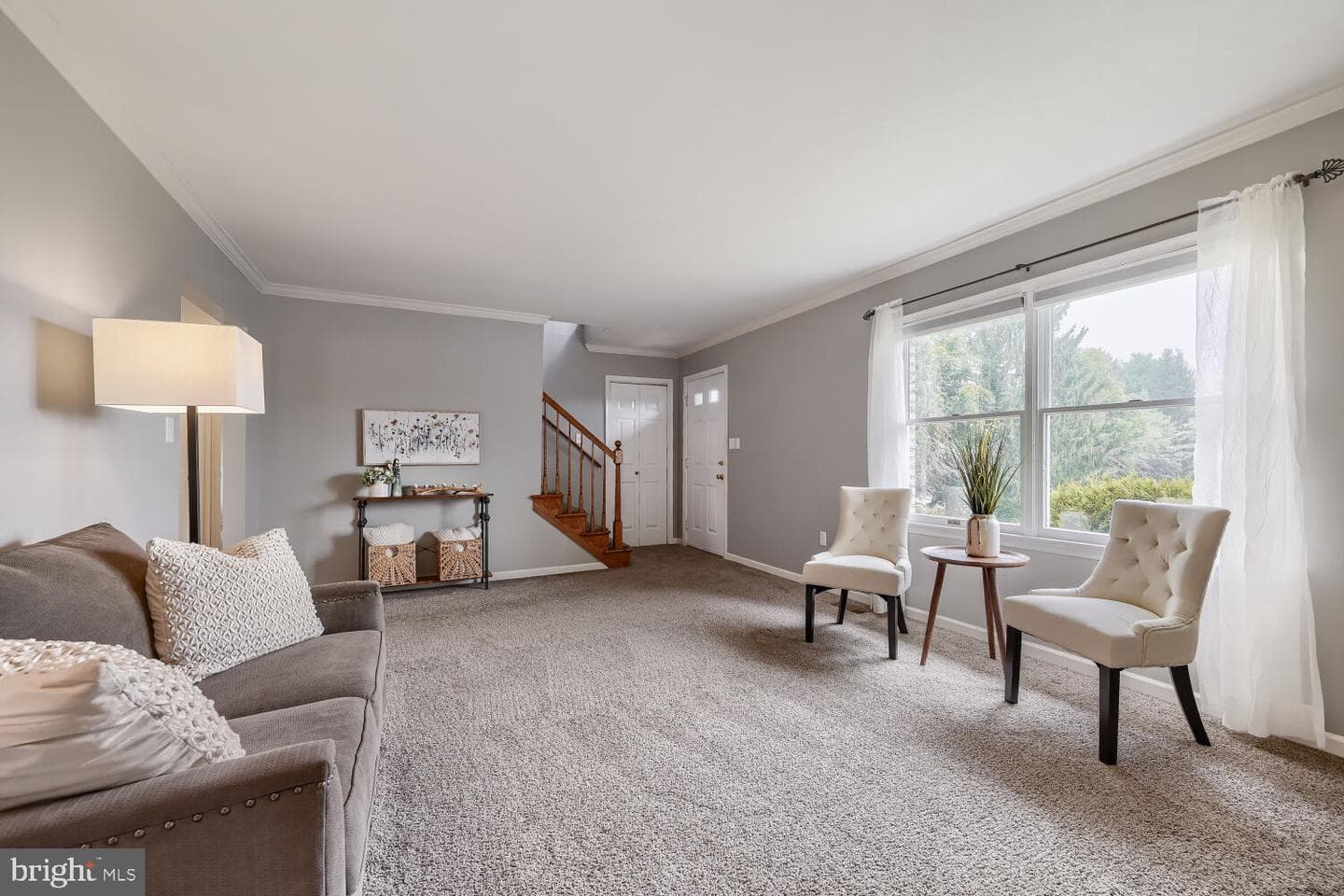2216 Ridgemont Drive photo 4