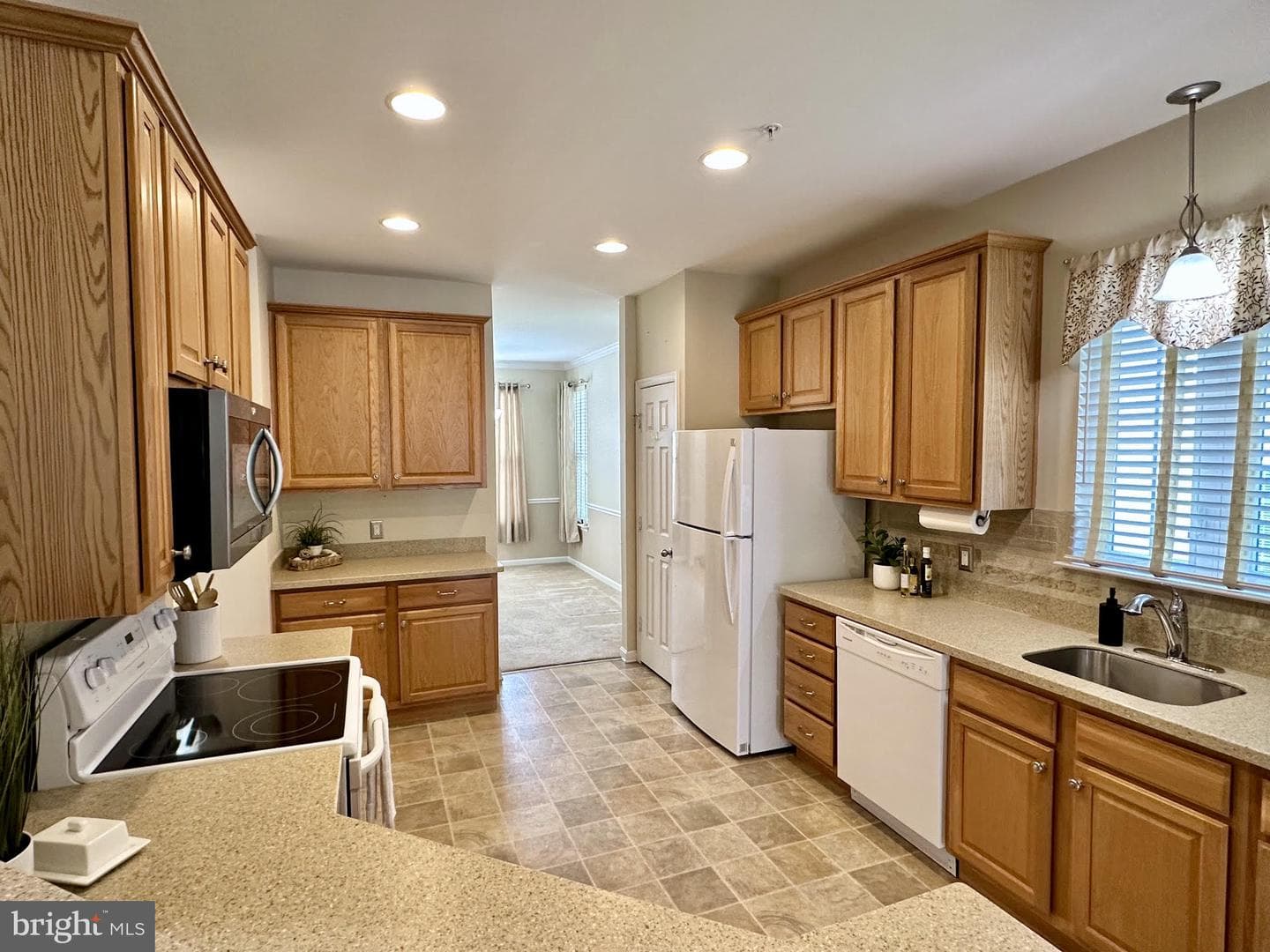 186 Greenvale Mews Drive #11 photo 20