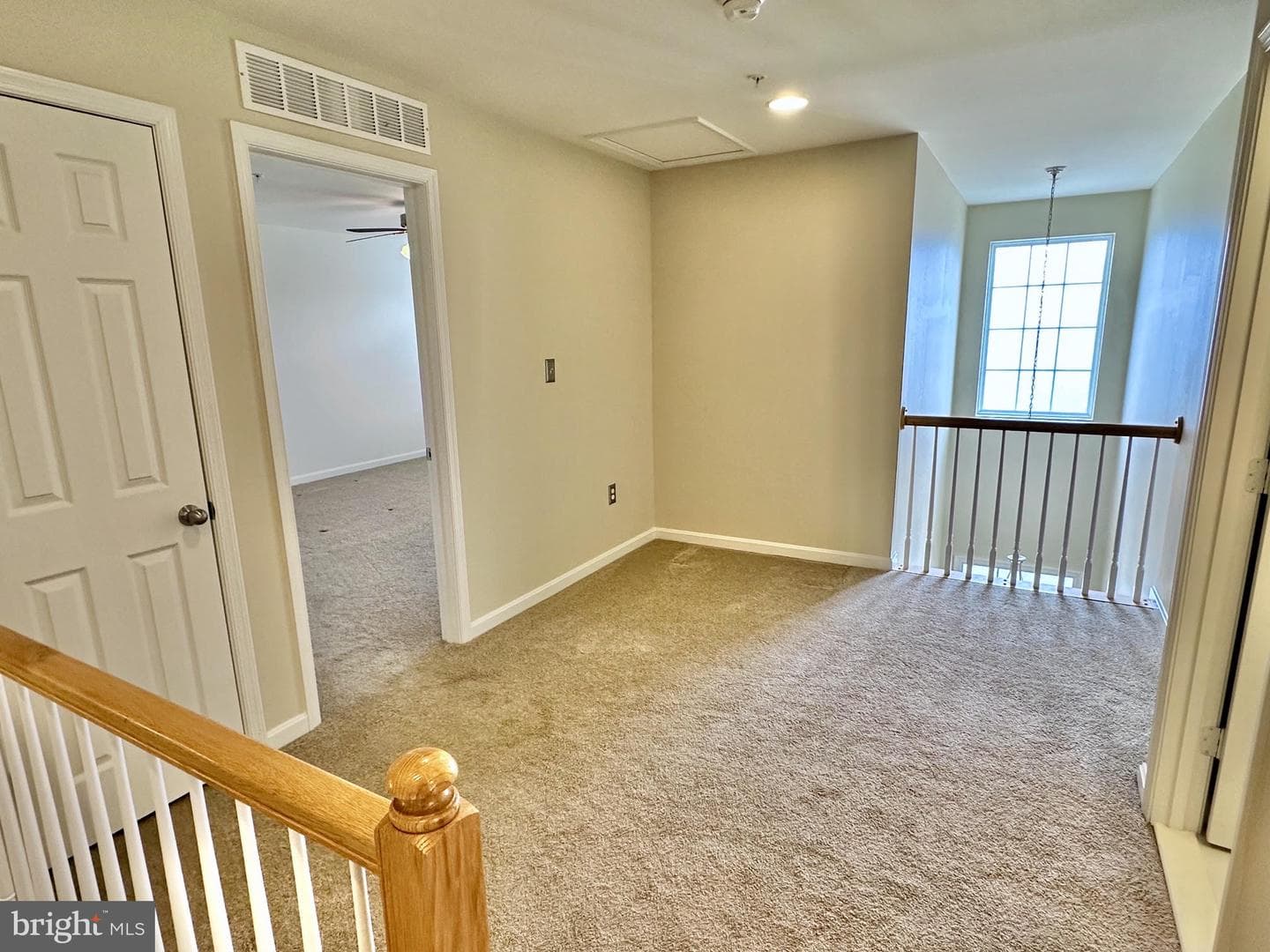 186 Greenvale Mews Drive #11 photo 35