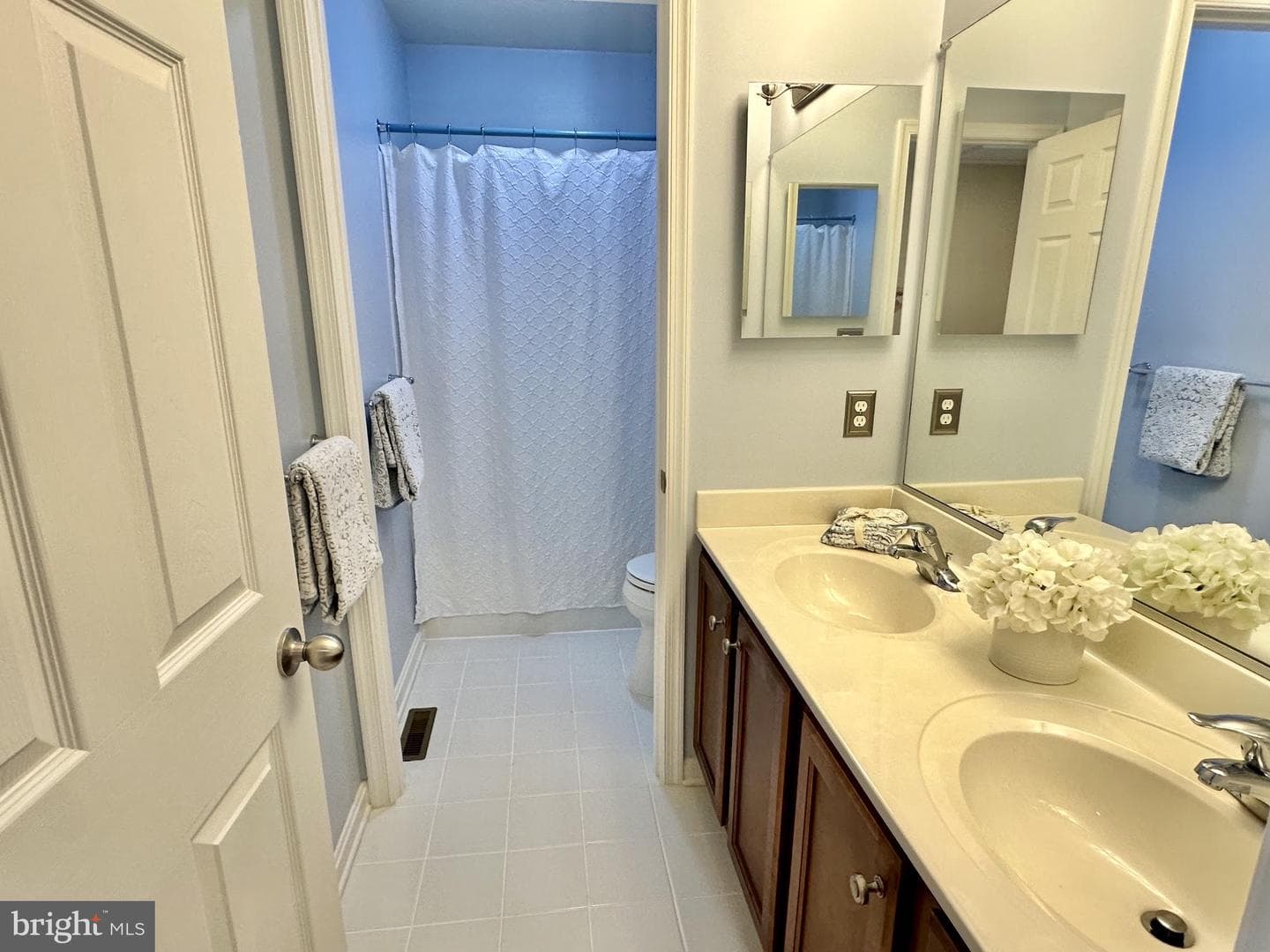 186 Greenvale Mews Drive #11 photo 36