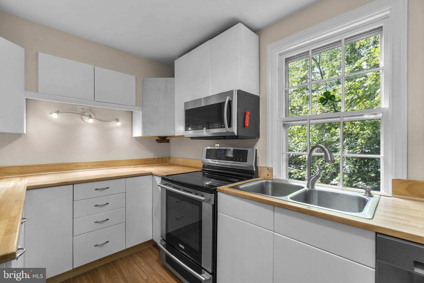7424 Gaither Road photo 3