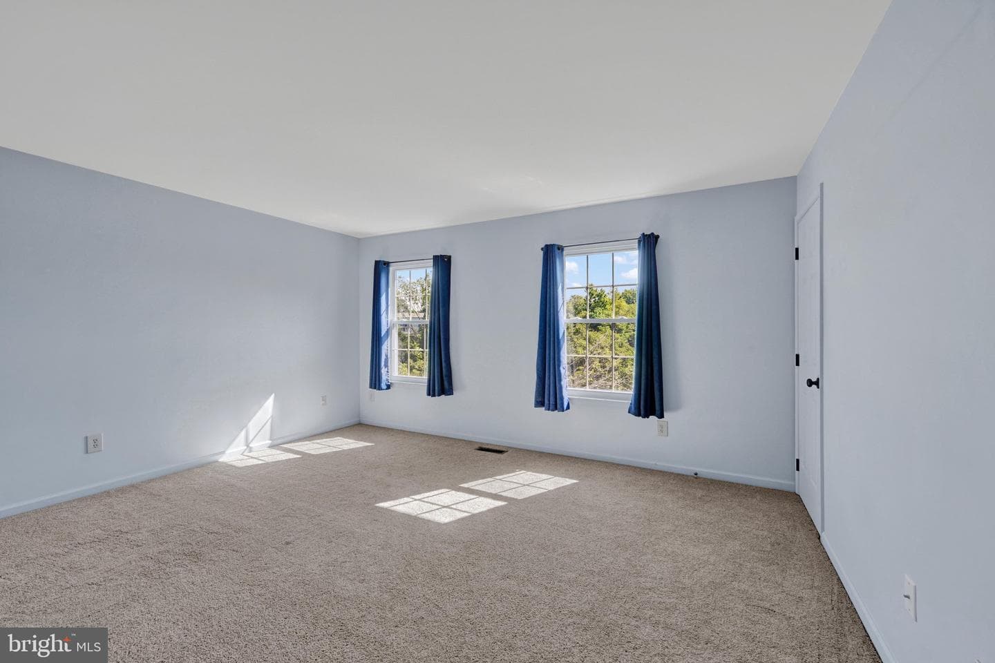 3871 Yellowstone Court photo 23