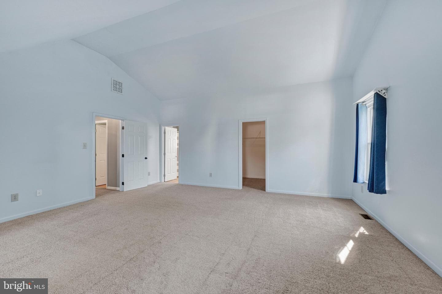 3871 Yellowstone Court photo 28