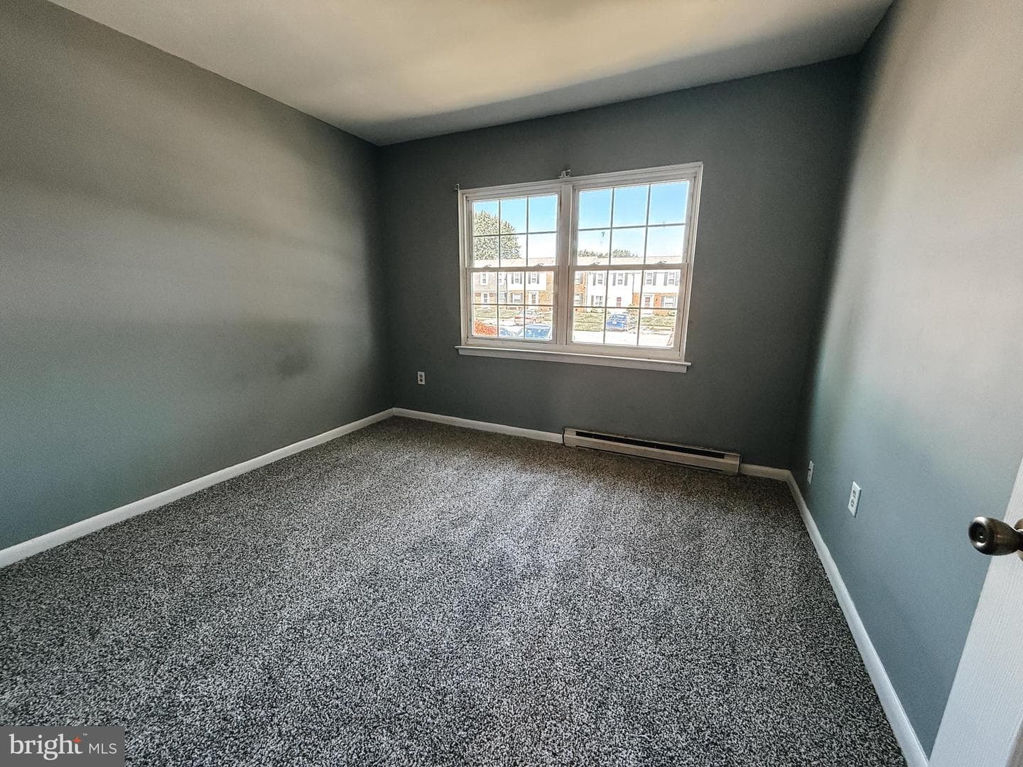 75 Grand Drive photo 9