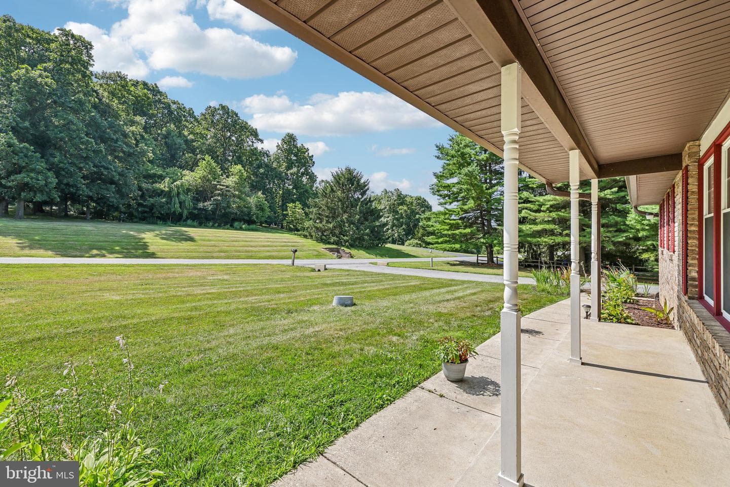 304 Blue Grass Lane photo 10