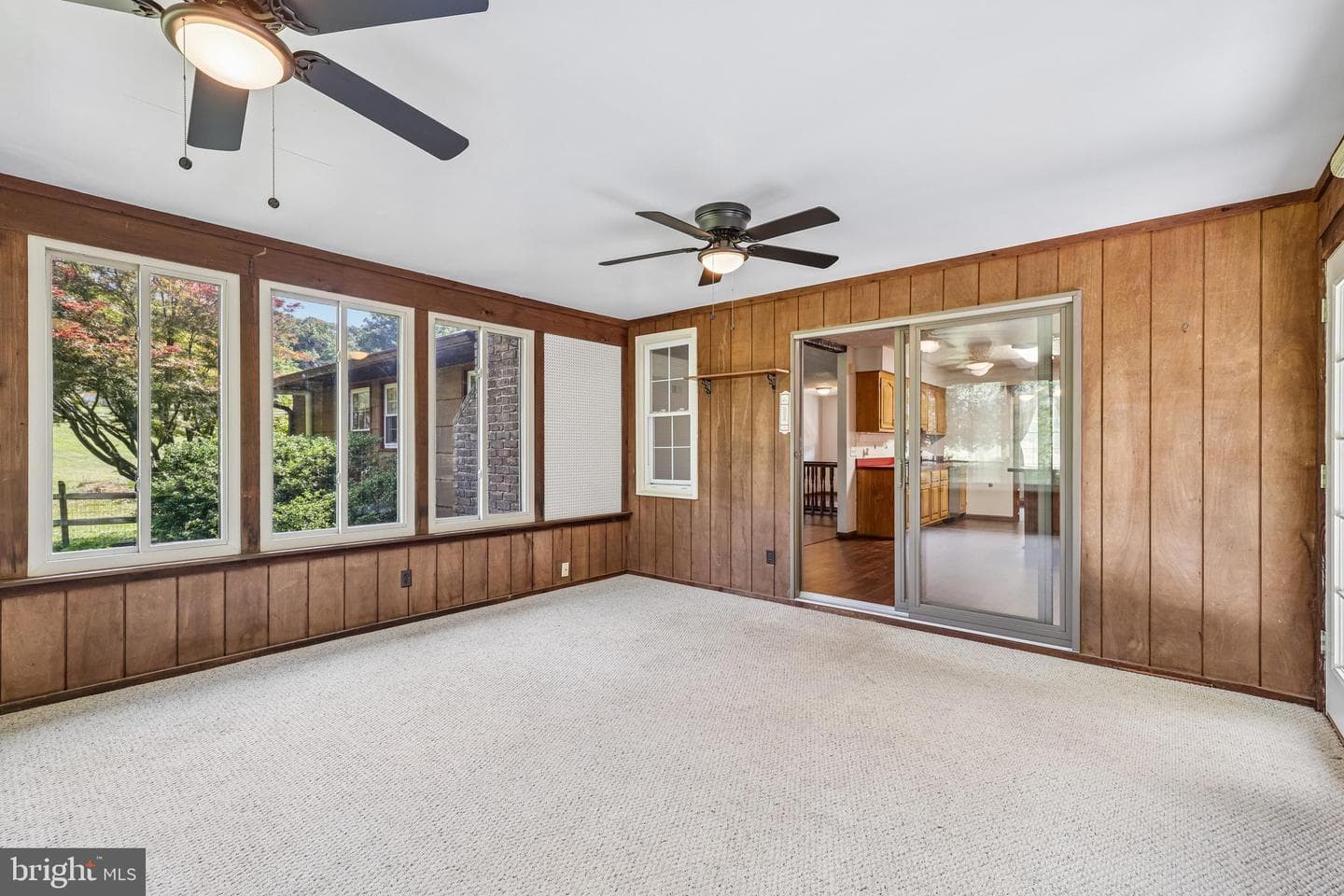 304 Blue Grass Lane photo 27
