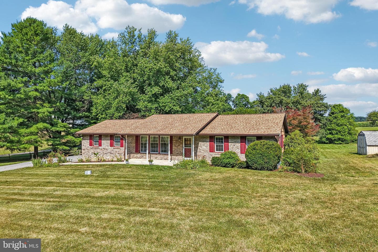 304 Blue Grass Lane photo 59